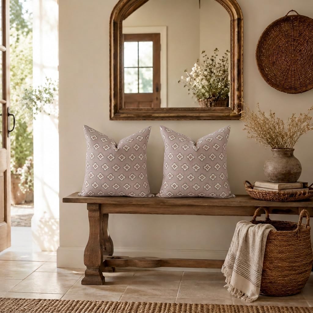 GEEORY Quatrefoil Taupe Throw Pillow Covers 2 Pack, 18x18 Farmhouse Decor