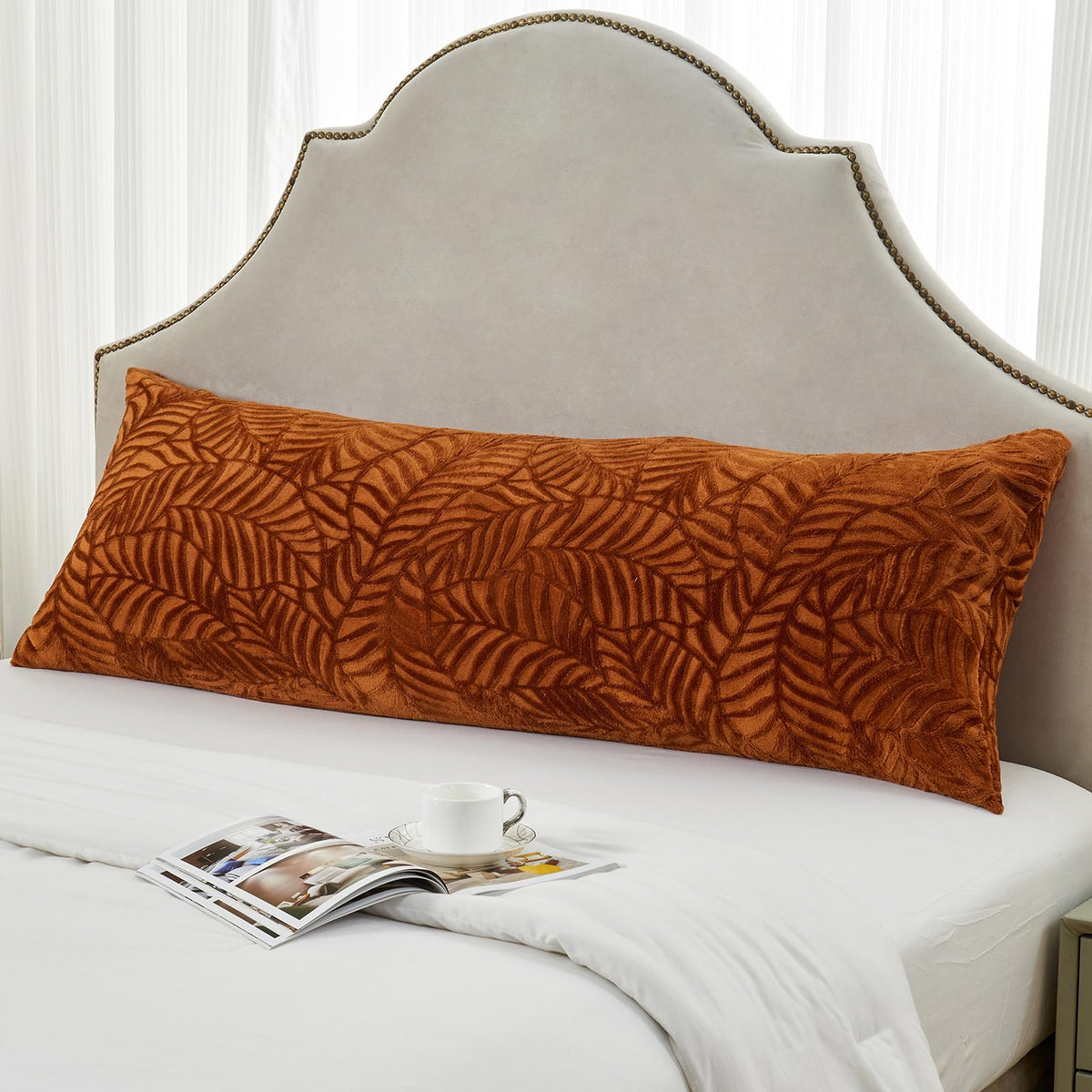 SOCHOW Fall Decorative Throw Pillow Covers 18x18 Inches Set of 2, Caramel