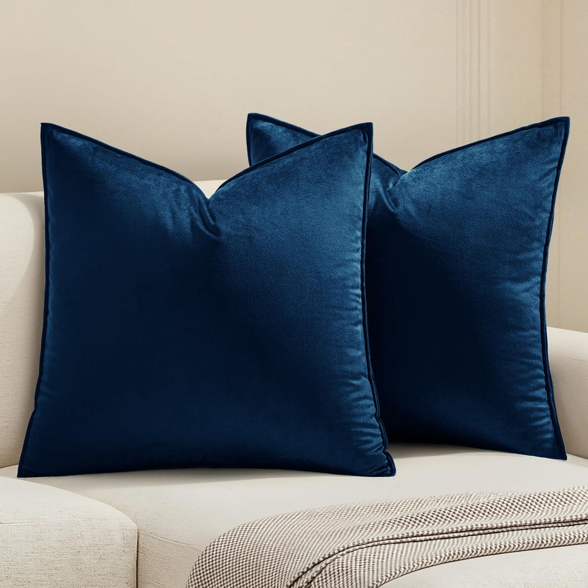 MIULEE Decorative Brown Velvet Throw Pillow Covers for Couch 18x18 Inch