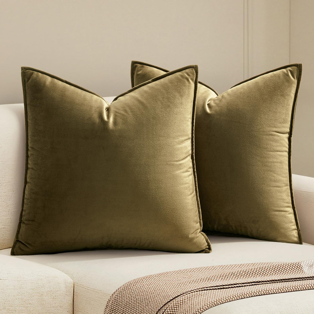 MIULEE Decorative Brown Velvet Throw Pillow Covers for Couch 18x18 Inch