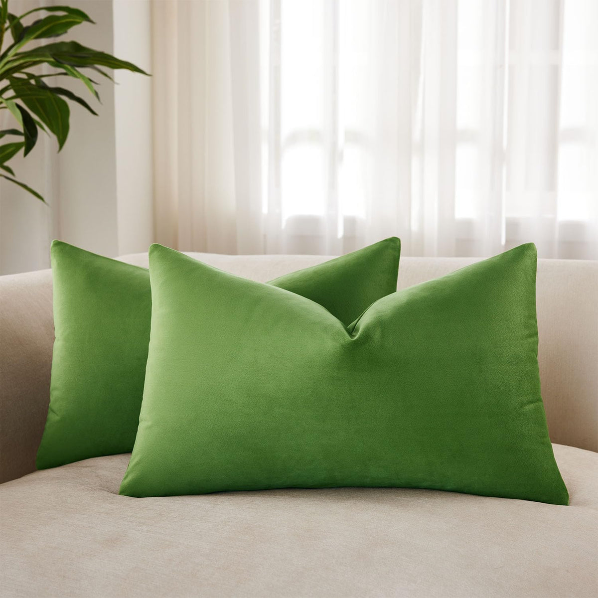Velvet Throw Pillow Covers 18x18 for Couch Bed Sofa,Eggplant Purple