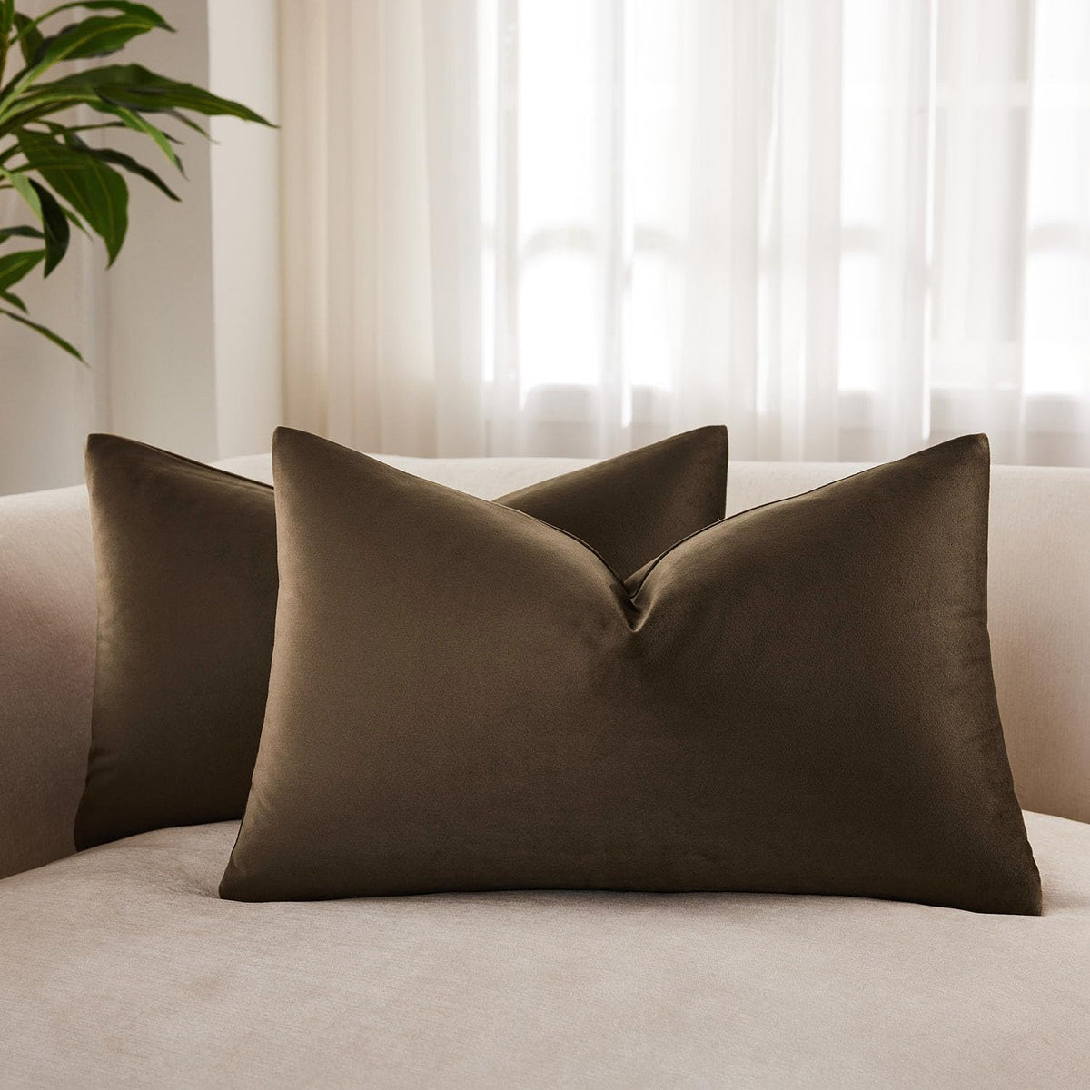 Velvet Throw Pillow Covers 18x18 for Couch Bed Sofa,Eggplant Purple