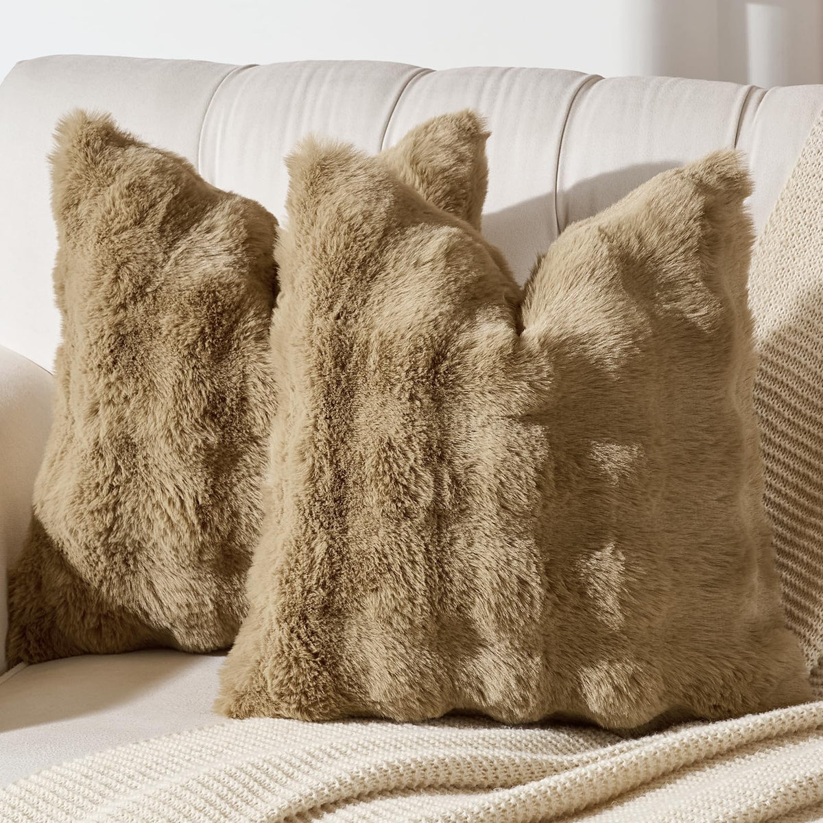 AmHoo Pack of 2 Throw Pillow Covers 3D Dense Faux Rabbit Fur Cozy Super Soft Fuzzy Set Case Cushion for Couch Sofa Bedroom 18 x 18-Inch Cream White