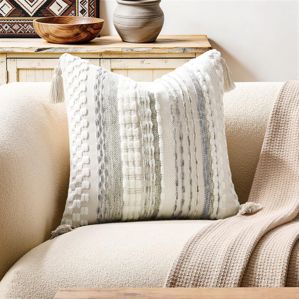 Kevin Textile Boho Tassel 12x20 Inch Lumbar Pillow Cover 1 Pack, Green