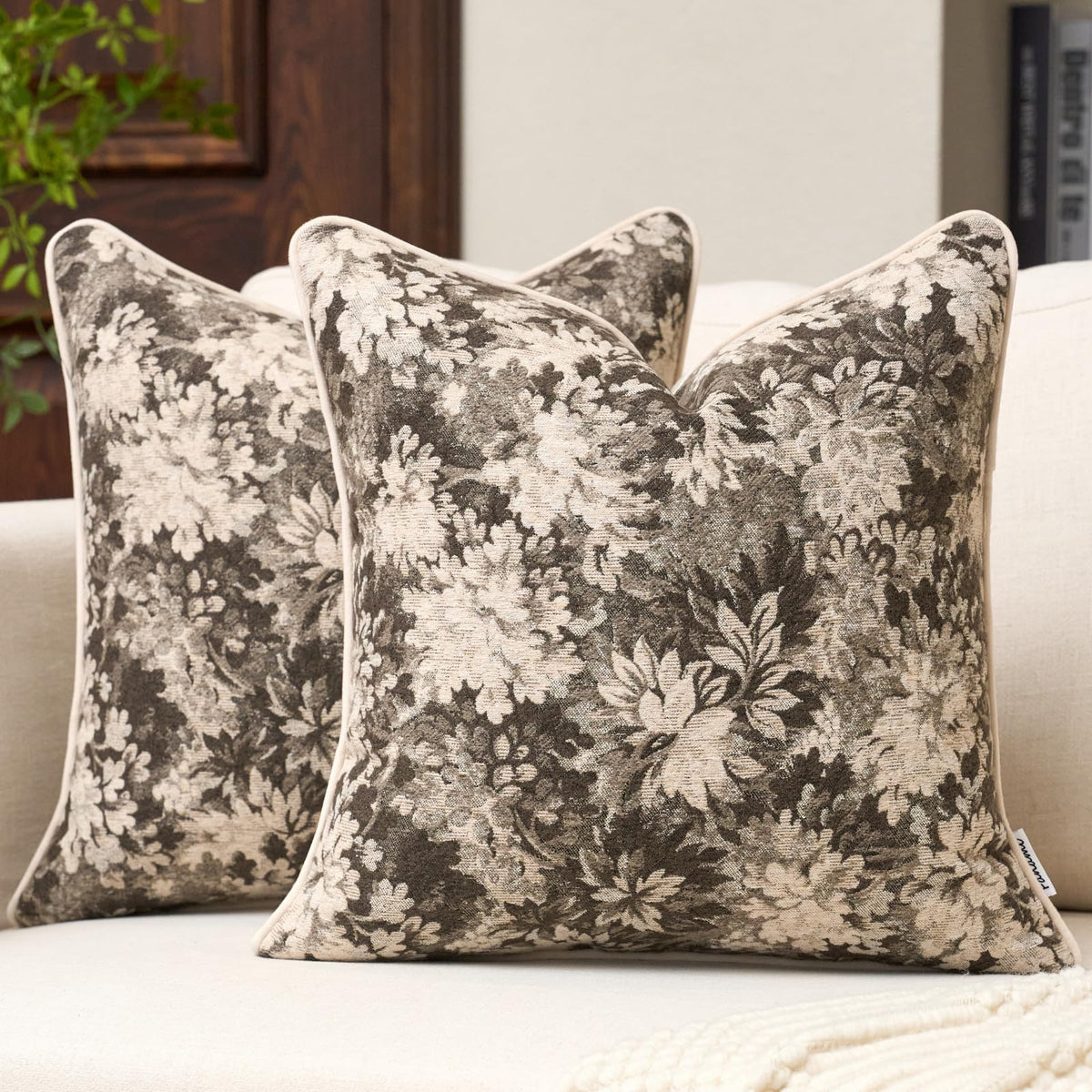 FANAMI Vintage Floral Lumbar Throw Pillow Covers 12x20 Set of 2 Boho Farmhouse Accent Pillowcase Neutral Modern Chenille Rectangle Decorative Cushion Covers for Couch Bed Living Room Home Decor, Rust