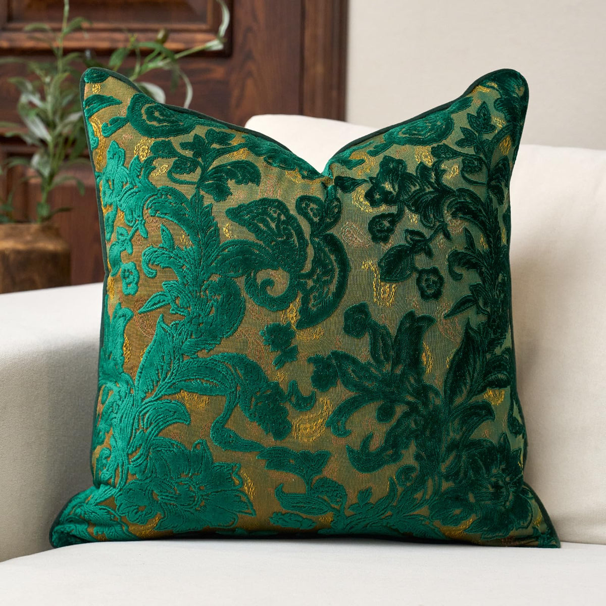 Alerfa Burgundy Neutral Floral Pillow Cover 18 x 18 Inch, Vintage Cut Velvet Square Couch Throw Pillow Cover Soft Decorative Farmhouse Accent Pillowcase for Living Room Bedroom