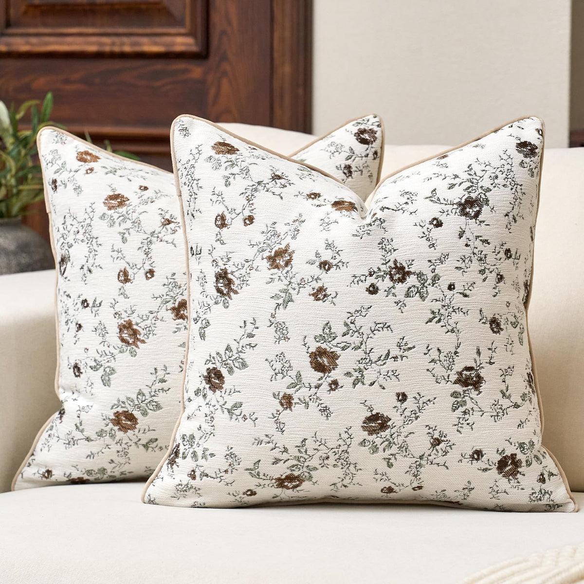 Pack of 2 Vintage Floral Throw Pillow Covers 18 x 18 Inch,Farmhouse Cushion Covers Retro Decorative Pillow Cases for Sofa,Couch, Bay Window, Bed, Living Room Home Décor, Green