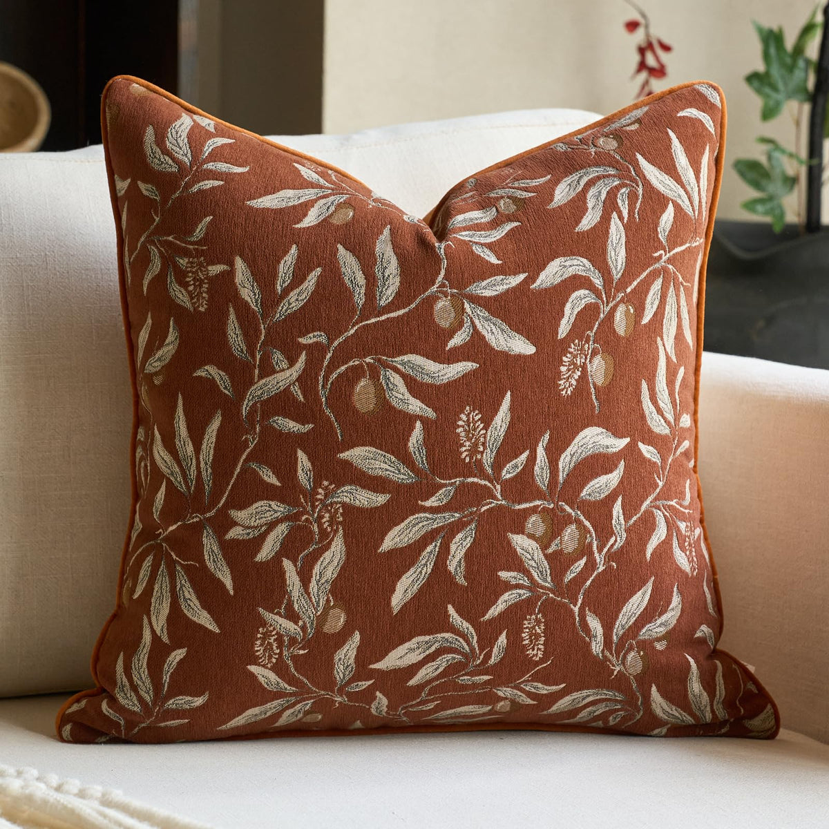 Alerfa Green Floral Throw Pillow Cover 18 x 18 Inch Sqaure Luxury Decorative Pillow Cover for Couch Living Room Bedroom