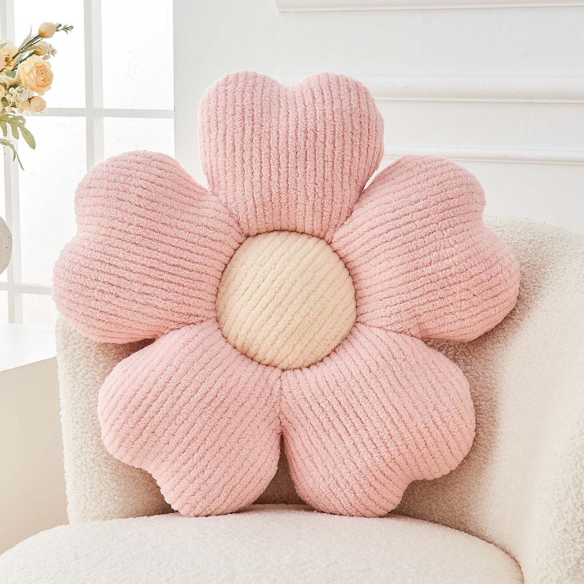 Kcvvcr Flower Throw Pillow, Cute Flower Shaped Pillow Decorative Throw Pillow for Bed Couch, Soft Daisy Pillows Floor Seating Cushion Cushions (14.9 Inch Ivory+Brown)