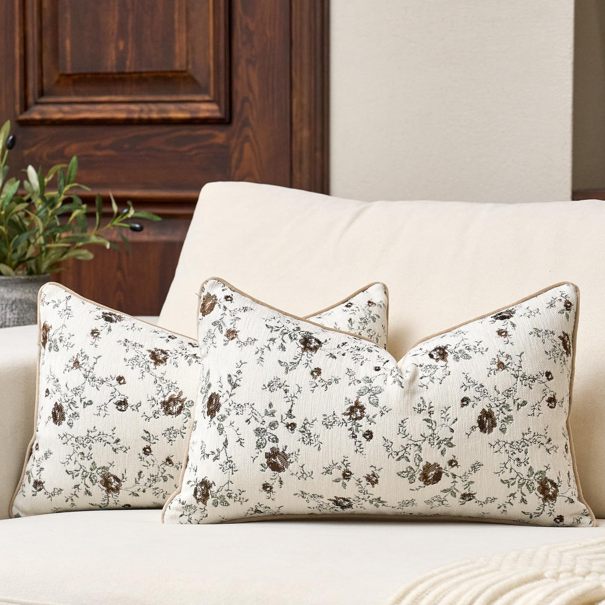 Pack of 2 Vintage Floral Throw Pillow Covers 18 x 18 Inch,Farmhouse Cushion Covers Retro Decorative Pillow Cases for Sofa,Couch, Bay Window, Bed, Living Room Home Décor, Green