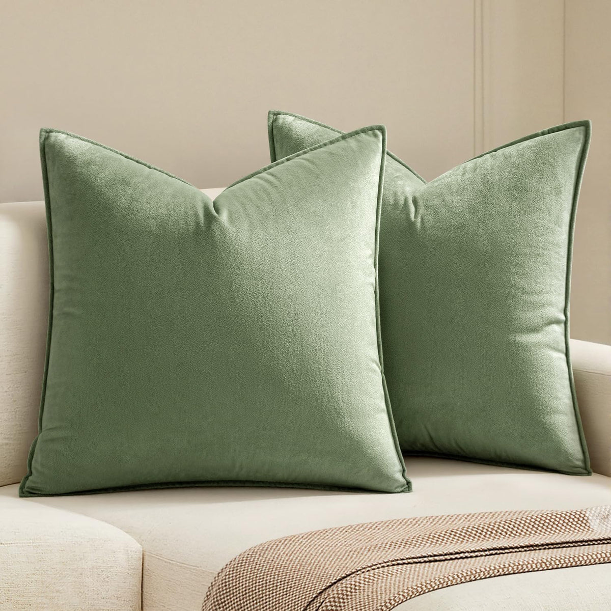MIULEE Decorative Brown Velvet Throw Pillow Covers for Couch 18x18 Inch