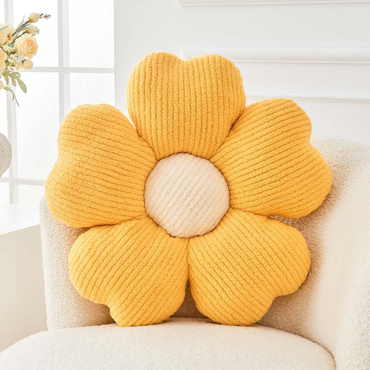 Kcvvcr Flower Throw Pillow, Cute Flower Shaped Pillow Decorative Throw Pillow for Bed Couch, Soft Daisy Pillows Floor Seating Cushion Cushions (14.9 Inch Ivory+Brown)