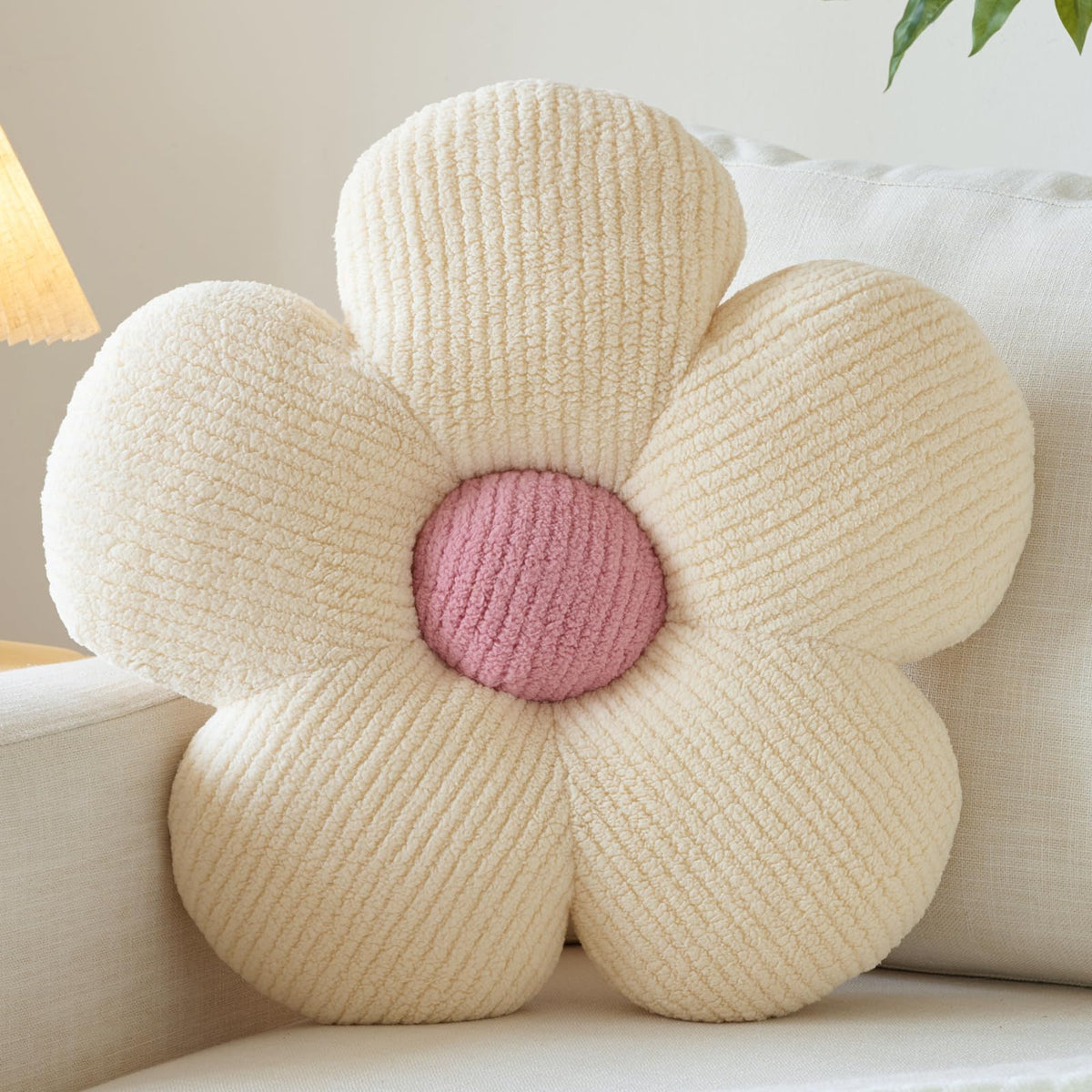 Flower Pillow, Decorative Throw Pillow for Couch, Cute Decor Pillows for Bed, Aesthetic Flower Shaped Pillow Fun Cushion (Lavender Purple, 14.9 Inches)