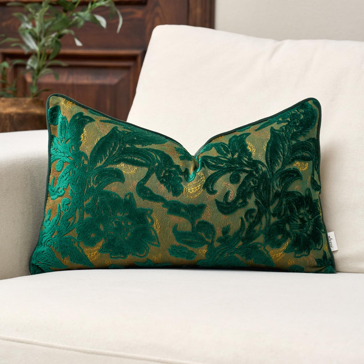 Alerfa Burgundy Neutral Floral Pillow Cover 18 x 18 Inch, Vintage Cut Velvet Square Couch Throw Pillow Cover Soft Decorative Farmhouse Accent Pillowcase for Living Room Bedroom