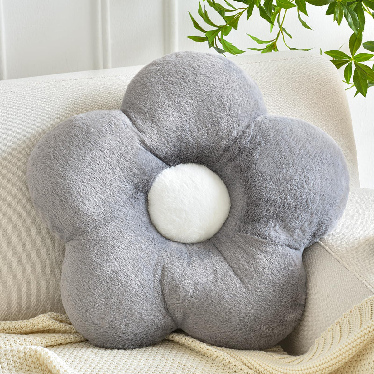 Flower Pillows, Soft Flower Shaped Pillow with Home Decorative for Couch Chair Bed,Flower Floor Throw Pillows for Adults Bedroom Living Room (White, 15 Inches)