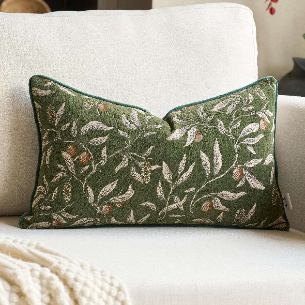 Alerfa Green Floral Throw Pillow Cover 18 x 18 Inch Sqaure Luxury Decorative Pillow Cover for Couch Living Room Bedroom