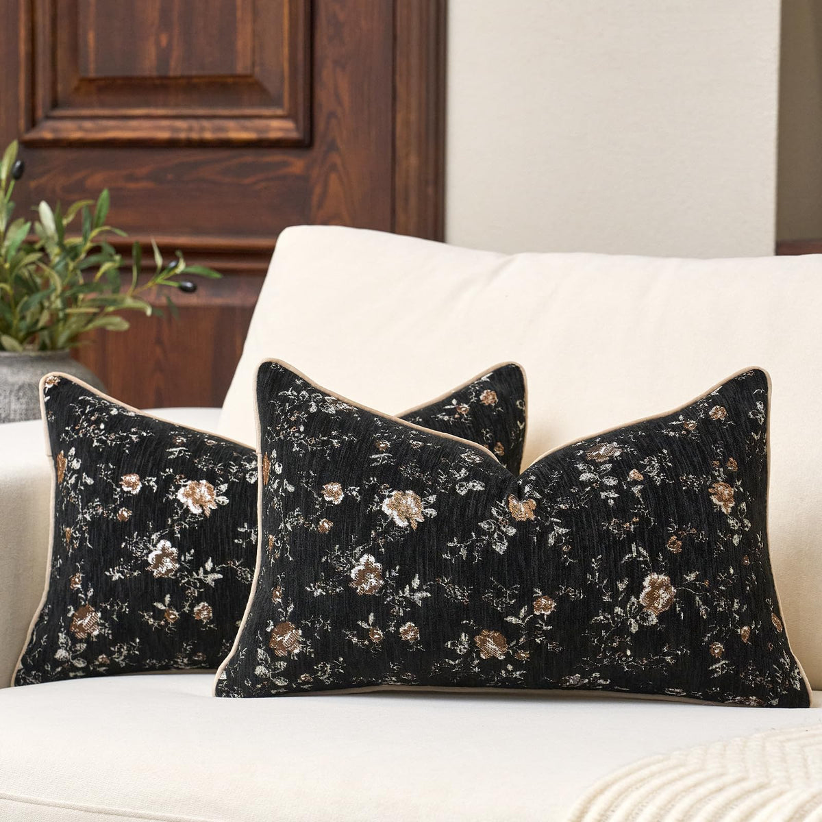 Pack of 2 Vintage Floral Throw Pillow Covers 18 x 18 Inch,Farmhouse Cushion Covers Retro Decorative Pillow Cases for Sofa,Couch, Bay Window, Bed, Living Room Home Décor, Green