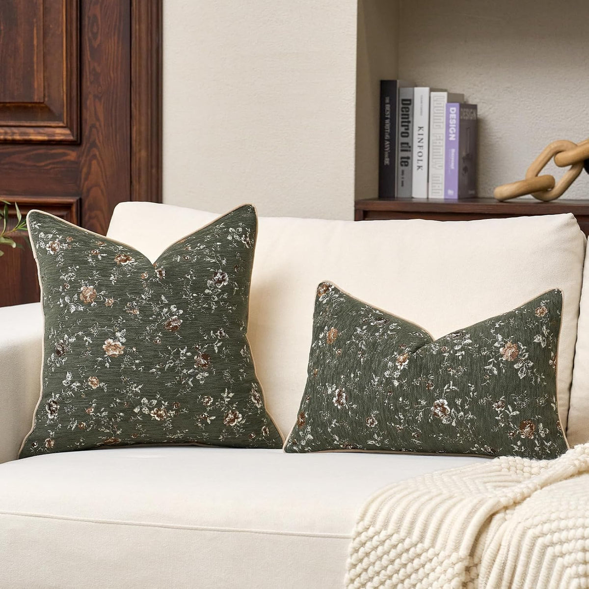 Pack of 2 Vintage Floral Throw Pillow Covers 18 x 18 Inch,Farmhouse Cushion Covers Retro Decorative Pillow Cases for Sofa,Couch, Bay Window, Bed, Living Room Home Décor, Green