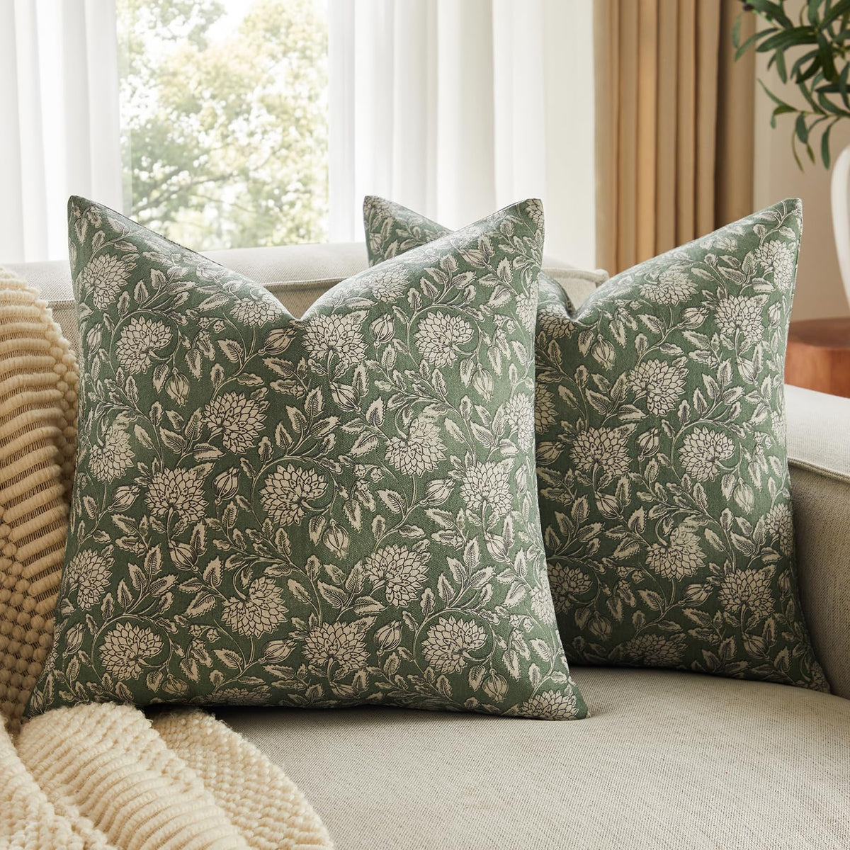 Vintage Floral Pillow Covers 18x18 Set of 2, Dahlia Botanical Block Print Style Pillow Cover Polycotton Cushion Case, Farmhouse Decor Throw Pillow for Sofa Couch Bedroom Home, Warm Brown