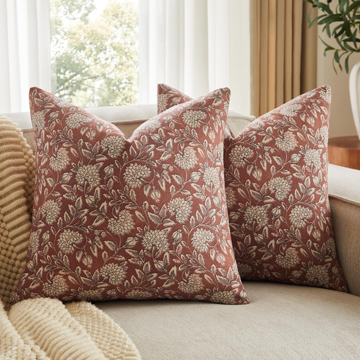 Vintage Floral Pillow Covers 18x18 Set of 2, Dahlia Botanical Block Print Style Pillow Cover Polycotton Cushion Case, Farmhouse Decor Throw Pillow for Sofa Couch Bedroom Home, Warm Brown