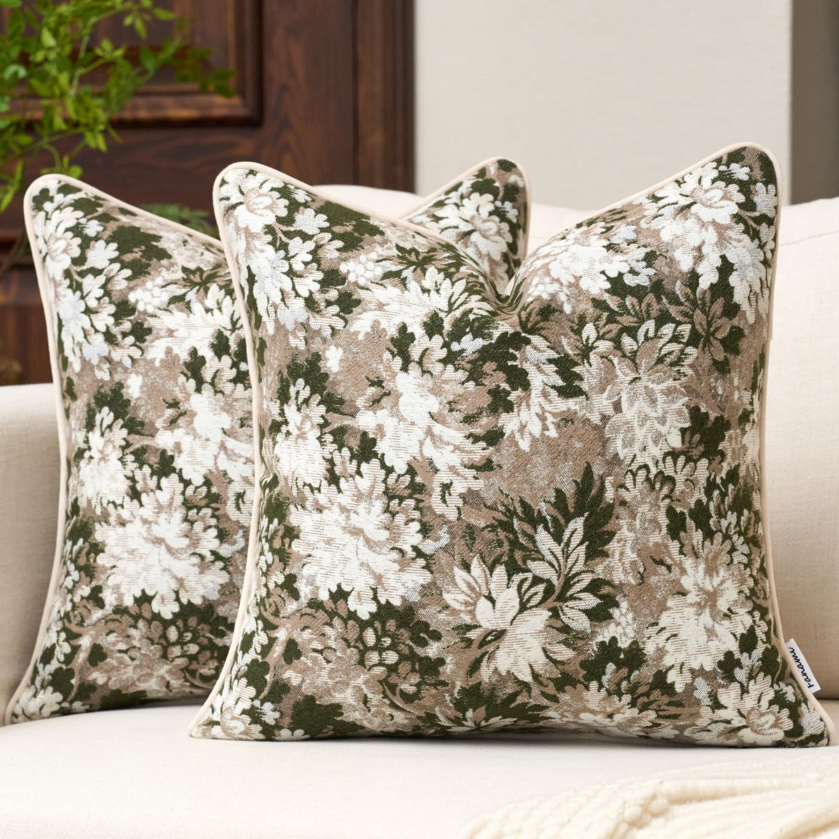 FANAMI Vintage Floral Lumbar Throw Pillow Covers 12x20 Set of 2 Boho Farmhouse Accent Pillowcase Neutral Modern Chenille Rectangle Decorative Cushion Covers for Couch Bed Living Room Home Decor, Rust
