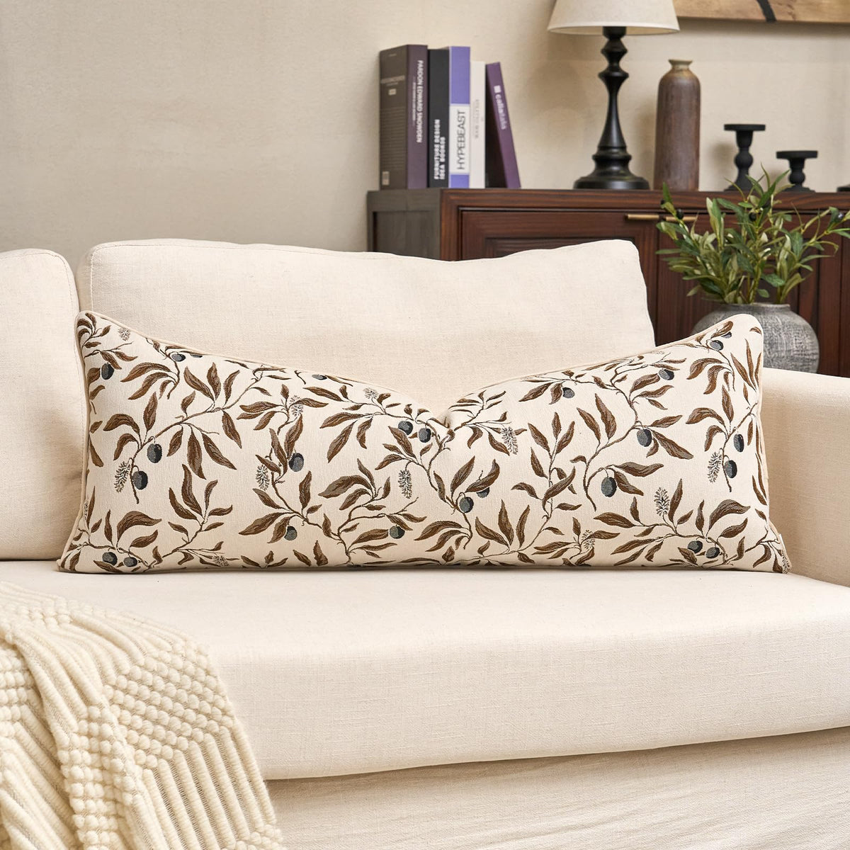 Alerfa Green Floral Throw Pillow Cover 18 x 18 Inch Sqaure Luxury Decorative Pillow Cover for Couch Living Room Bedroom