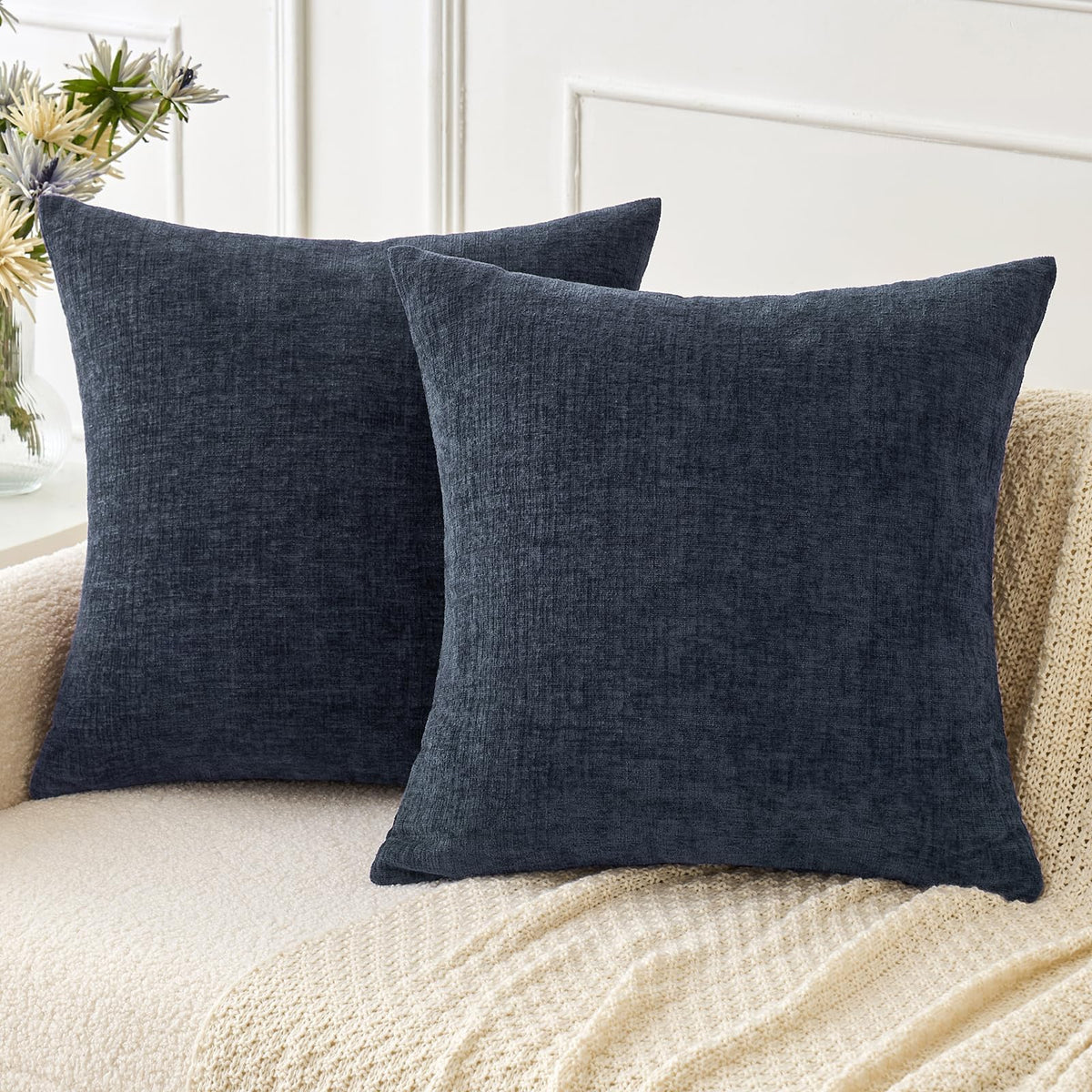 MIULEE Soft Chenille Throw Pillow Covers Green 18x18 Inch Pack of 2