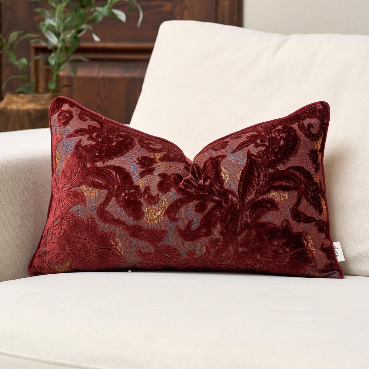 Alerfa Burgundy Neutral Floral Pillow Cover 18 x 18 Inch, Vintage Cut Velvet Square Couch Throw Pillow Cover Soft Decorative Farmhouse Accent Pillowcase for Living Room Bedroom