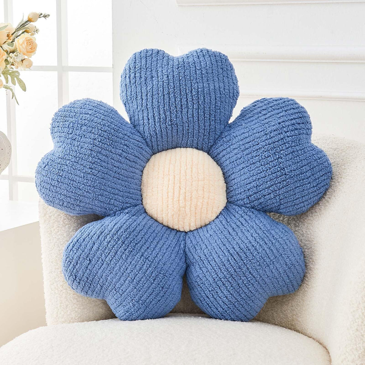 Kcvvcr Flower Throw Pillow, Cute Flower Shaped Pillow Decorative Throw Pillow for Bed Couch, Soft Daisy Pillows Floor Seating Cushion Cushions (14.9 Inch Ivory+Brown)
