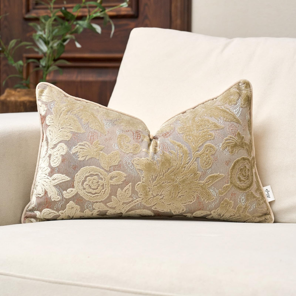 Alerfa Burgundy Neutral Floral Pillow Cover 18 x 18 Inch, Vintage Cut Velvet Square Couch Throw Pillow Cover Soft Decorative Farmhouse Accent Pillowcase for Living Room Bedroom