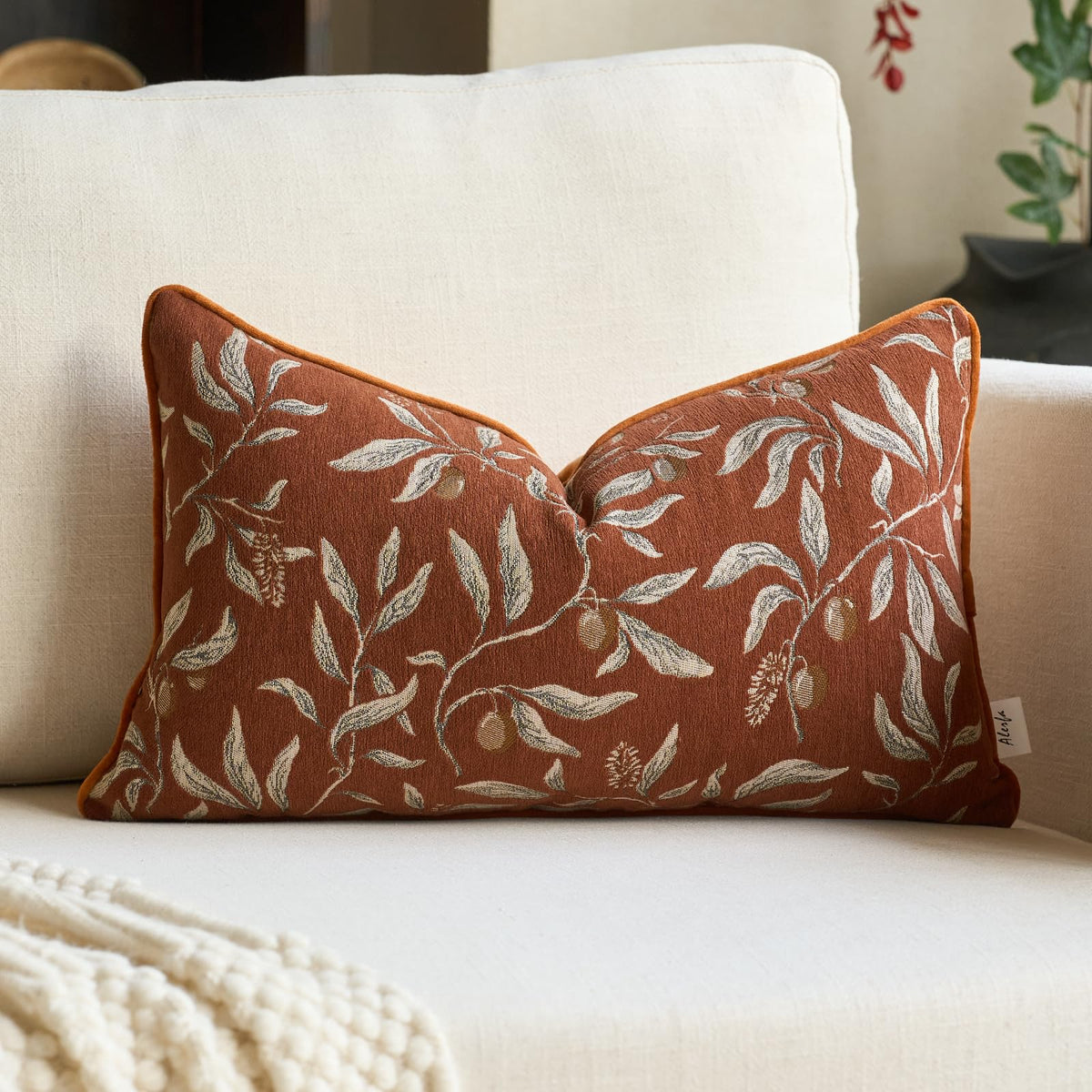 Alerfa Green Floral Throw Pillow Cover 18 x 18 Inch Sqaure Luxury Decorative Pillow Cover for Couch Living Room Bedroom