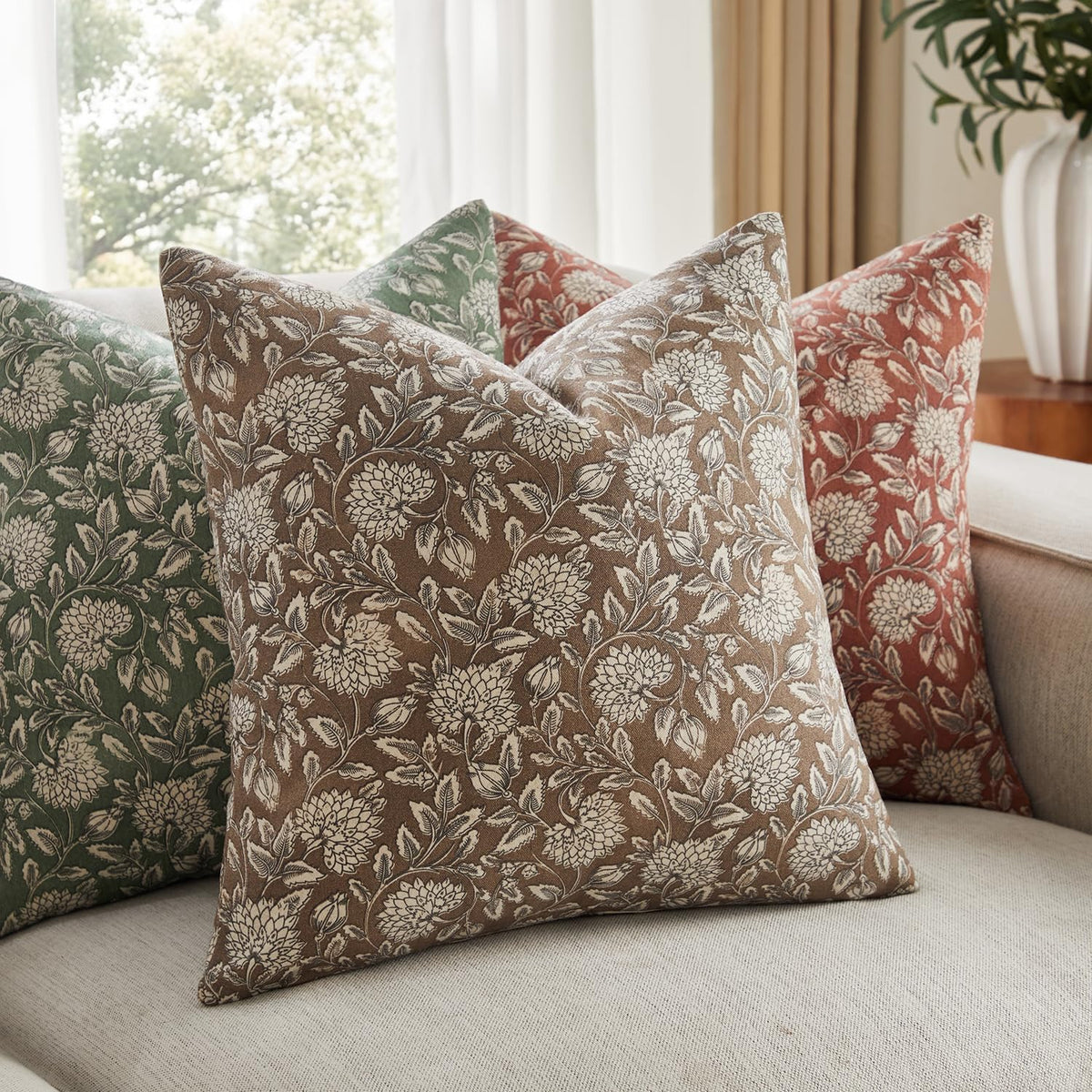 Vintage Floral Pillow Covers 18x18 Set of 2, Dahlia Botanical Block Print Style Pillow Cover Polycotton Cushion Case, Farmhouse Decor Throw Pillow for Sofa Couch Bedroom Home, Warm Brown