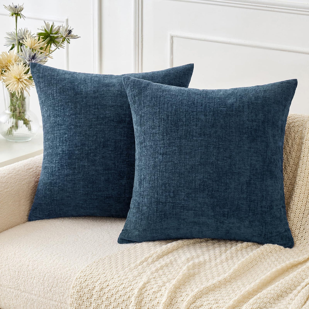 MIULEE Soft Chenille Throw Pillow Covers Green 18x18 Inch Pack of 2