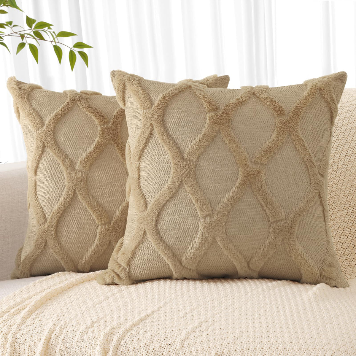 decorUhome Fall Throw Pillow Covers 18x18 Inch Set of 2, Soft Plush Faux Fur Wool Rust Couch Pillow Covers, Decorative Neutral Pillow Cases for Bed Sofa Living Room Home Decor