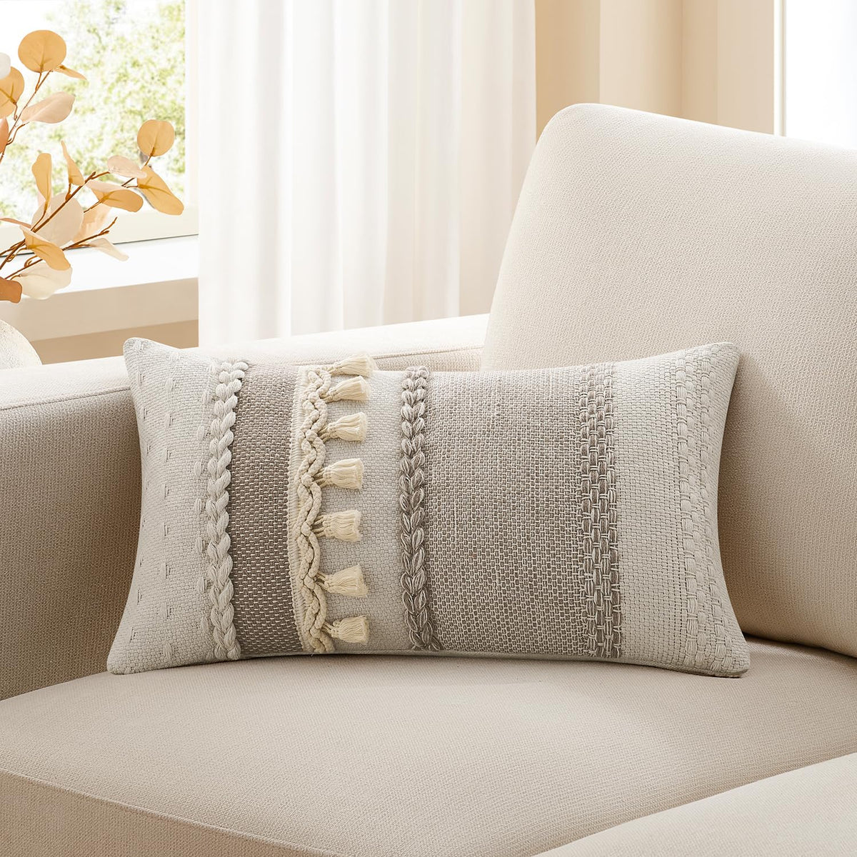 Kevin Textile Boho Tassel 12x20 Inch Lumbar Pillow Cover 1 Pack, Green