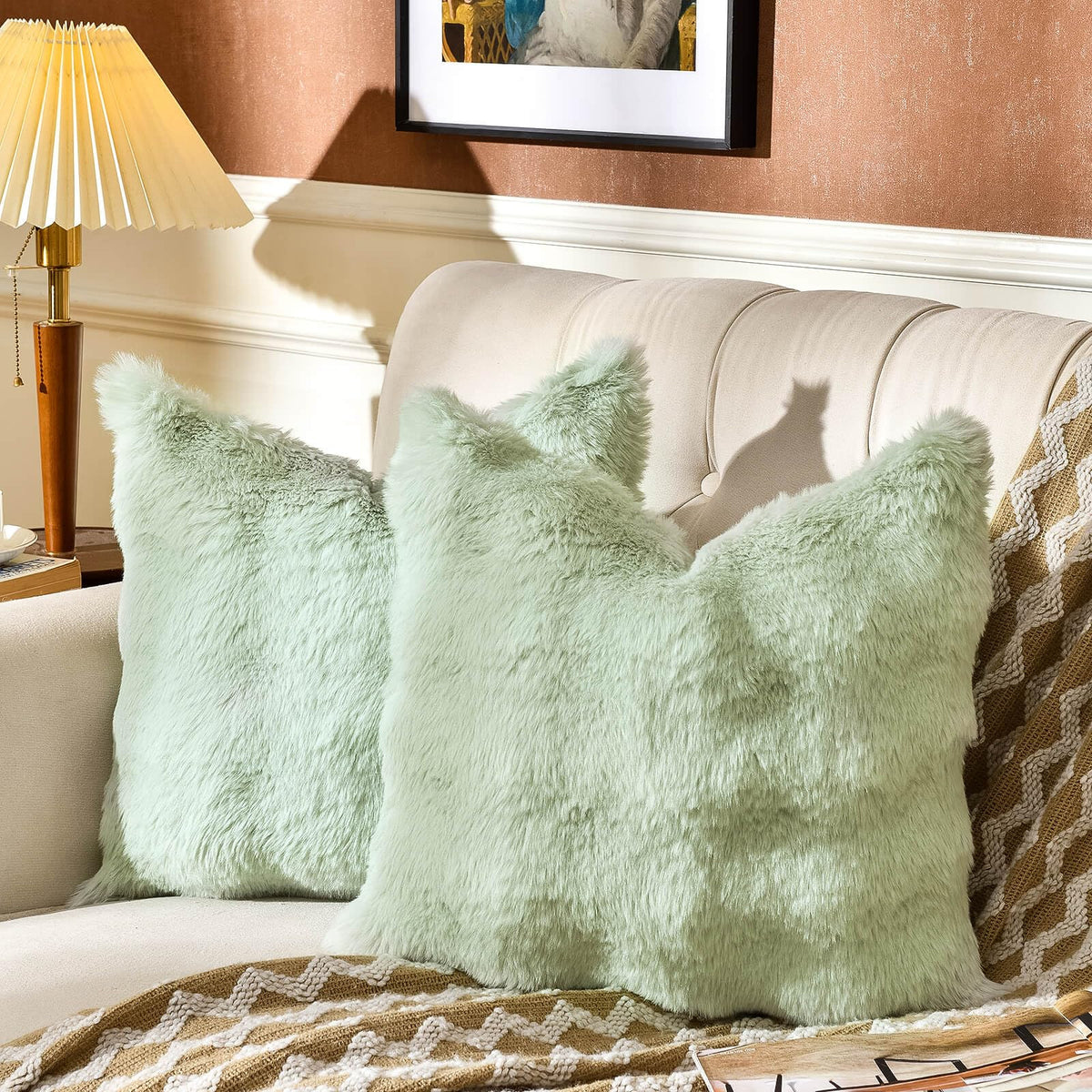 AmHoo Pack of 2 Throw Pillow Covers 3D Dense Faux Rabbit Fur Cozy Super Soft Fuzzy Set Case Cushion for Couch Sofa Bedroom 18 x 18-Inch Cream White