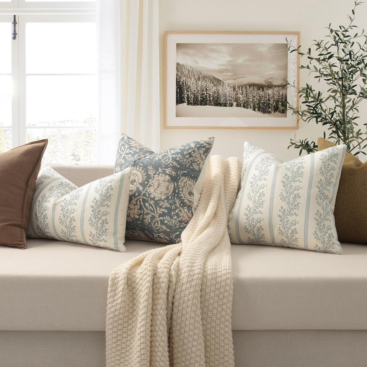 Vintage Throw Pillow Covers 20x20 Set of 2, Striped Floral Pillow Cover Botanical Patterned Decorative Cushion Covers Modern Farmhouse Home Decor for Sofa Couch Bed Living Room, Light Blue