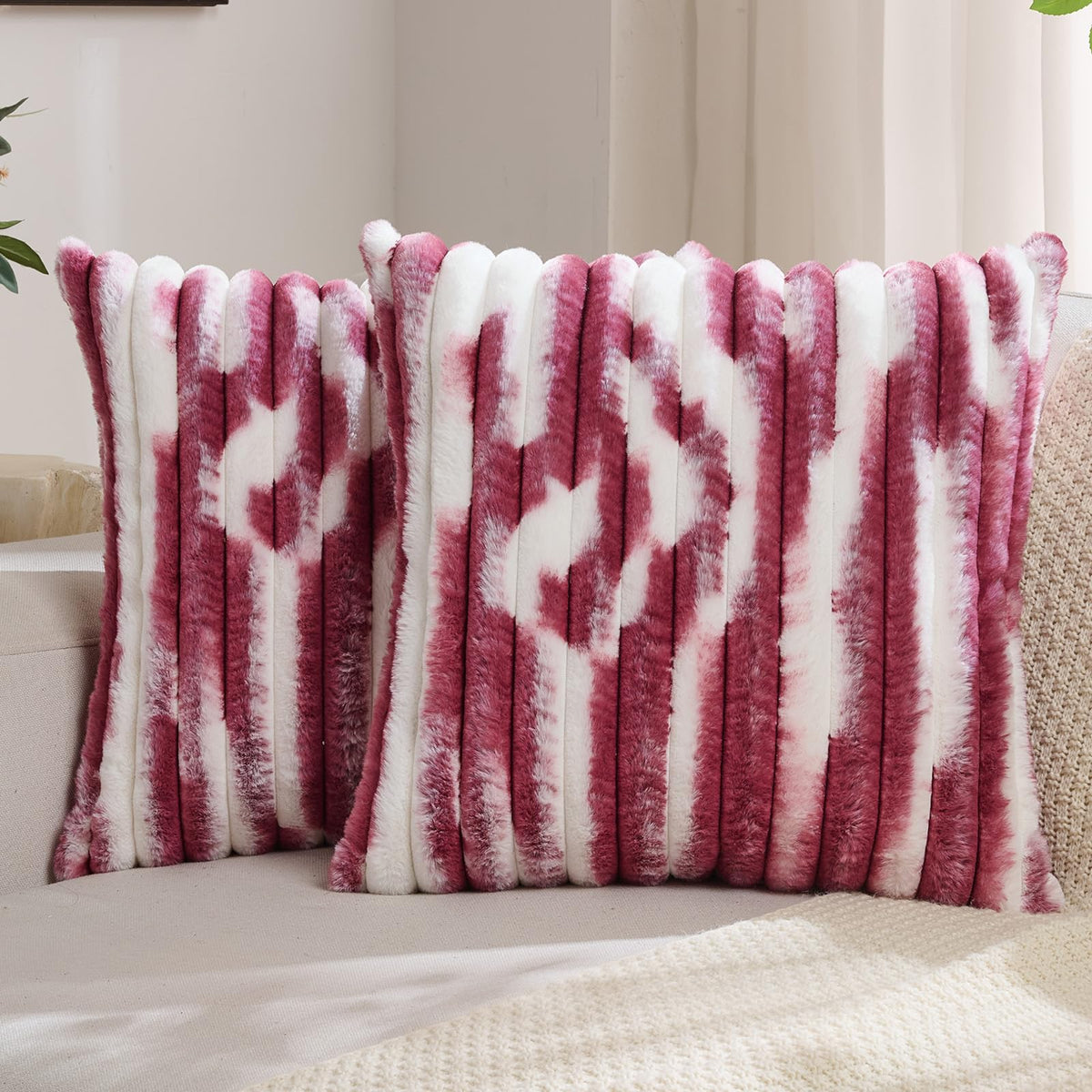 FUTEI Pack of 2 Faux Fur Throw Pillow Covers 18x18 Inch, Navy Blue White
