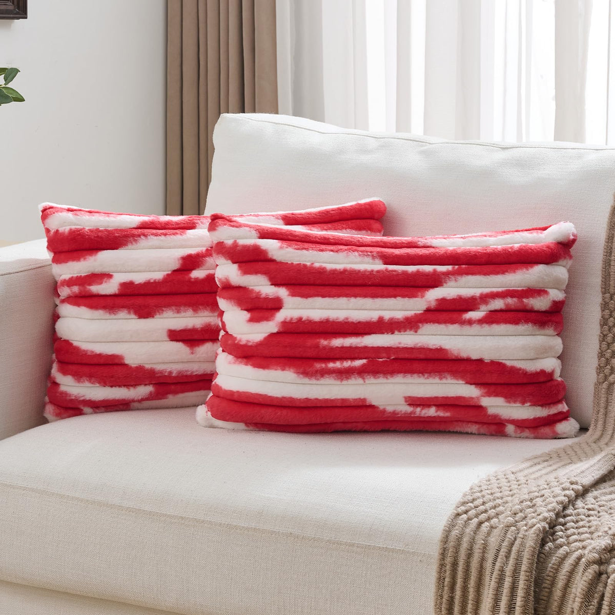 FUTEI Pack of 2 Faux Fur Throw Pillow Covers 18x18 Inch, Navy Blue White