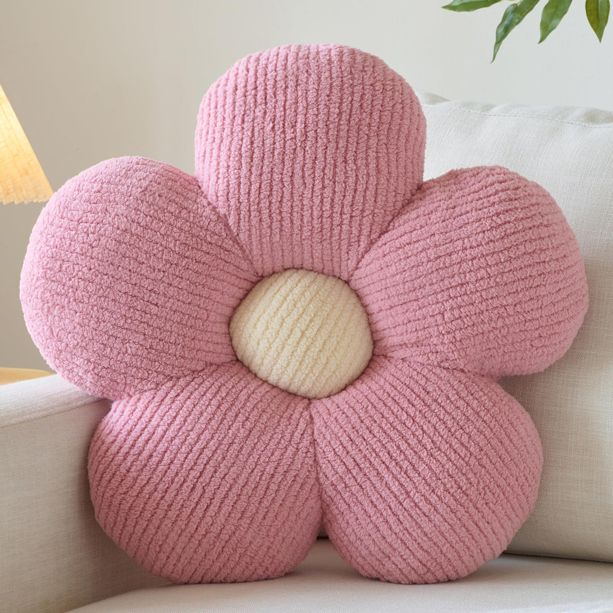 Flower Pillow, Decorative Throw Pillow for Couch, Cute Decor Pillows for Bed, Aesthetic Flower Shaped Pillow Fun Cushion (Lavender Purple, 14.9 Inches)