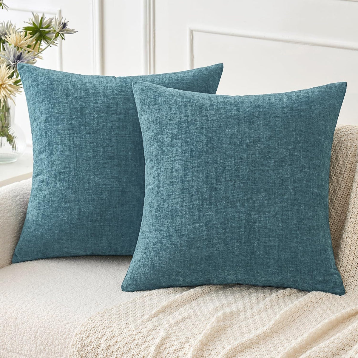 MIULEE Soft Chenille Throw Pillow Covers Green 18x18 Inch Pack of 2