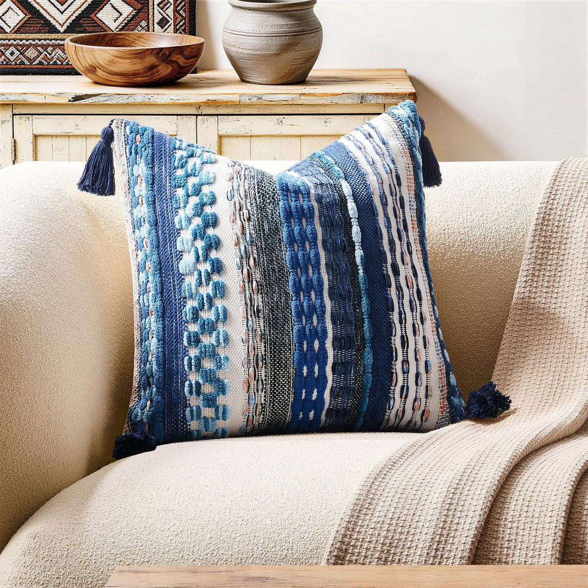 Kevin Textile Boho Tassel 12x20 Inch Lumbar Pillow Cover 1 Pack, Green