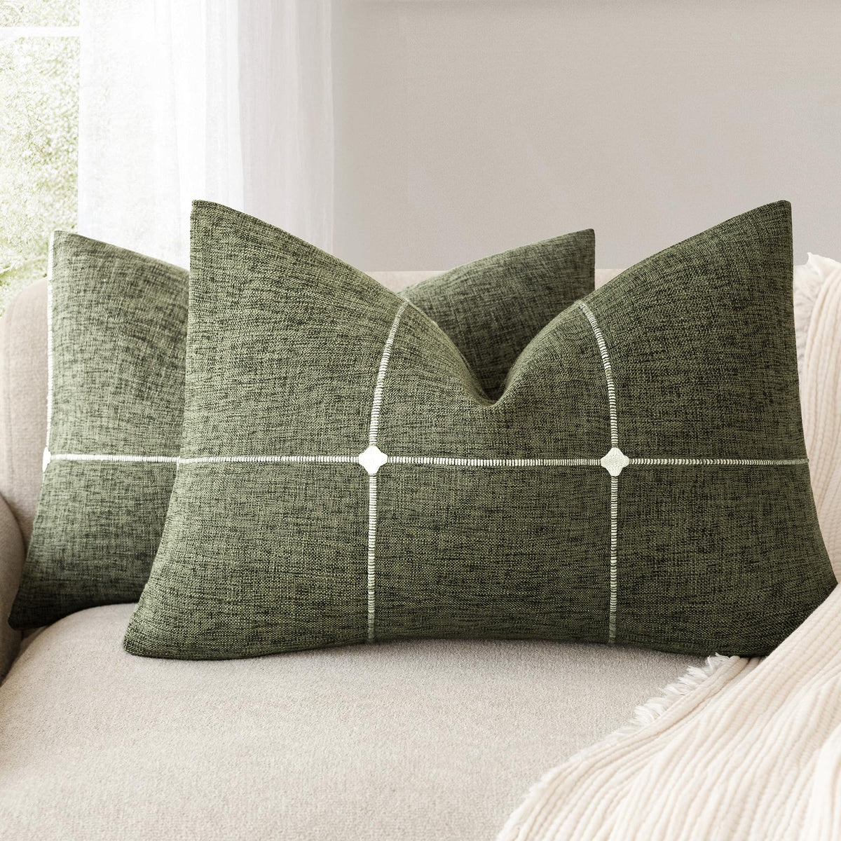 Foindtower Pack of 2 Decorative Faux Linen Jacquard Check Throw Pillow Covers Farmhouse Cushion Cover with Grid Textured Accent Pillowcase for Couch Sofa Living Room Home Decor,20×20 Inch,Oatmeal