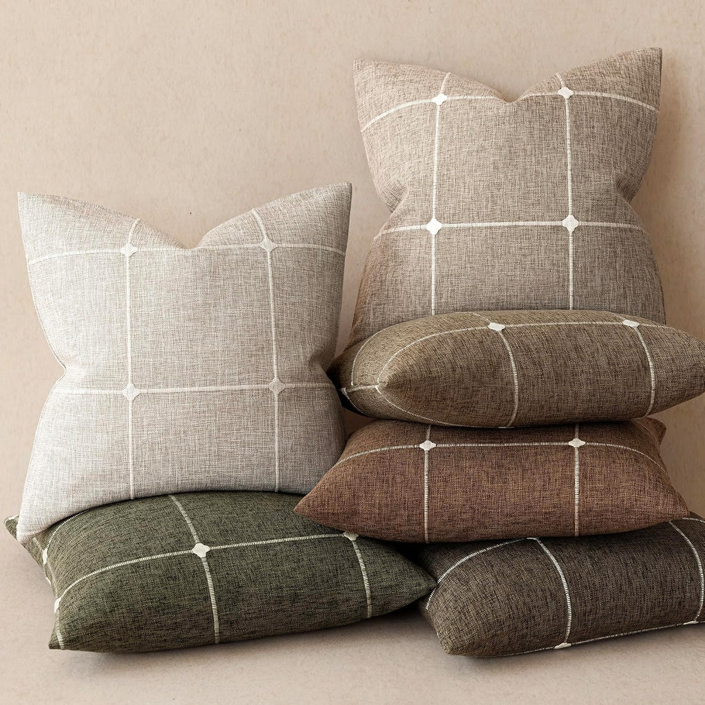 Foindtower Pack of 2 Decorative Faux Linen Jacquard Check Throw Pillow Covers Farmhouse Cushion Cover with Grid Textured Accent Pillowcase for Couch Sofa Living Room Home Decor,20×20 Inch,Oatmeal