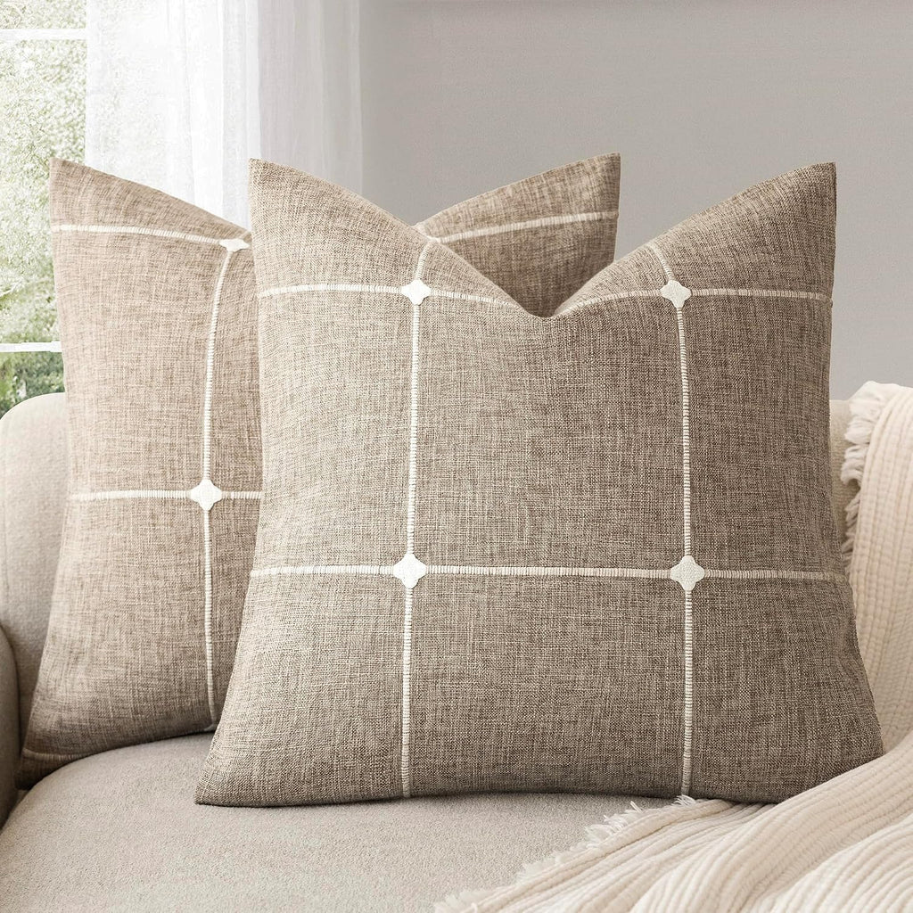 Foindtower Pack of 2 Decorative Faux Linen Jacquard Check Throw Pillow Covers Farmhouse Cushion Cover with Grid Textured Accent Pillowcase for Couch Sofa Living Room Home Decor,20×20 Inch,Oatmeal